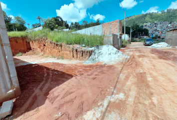 Terreno à venda no Jardim Anhangüera na Estrada Coronel José Gladiador