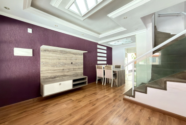  Lindo Sobrado à venda no Bairro do Jaraguá na Rua Professor Nobil Marcacini 39