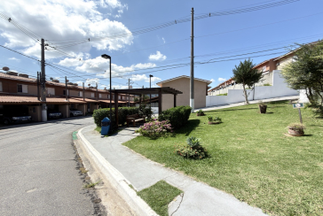  Lindo Sobrado à venda no Bairro do Jaraguá na Rua Professor Nobil Marcacini 39