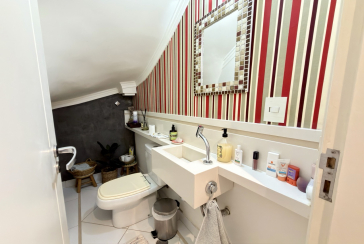 Sobrado Semi-Novo à venda no Parque São Domingos na Rua Homero Sales,