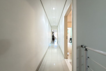 Sobrado Semi-Novo à venda no Parque São Domingos na Rua Homero Sales,