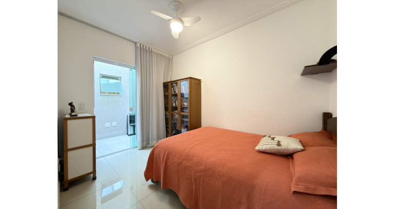 Sobrado Semi-Novo à venda no Parque São Domingos na Rua Homero Sales,