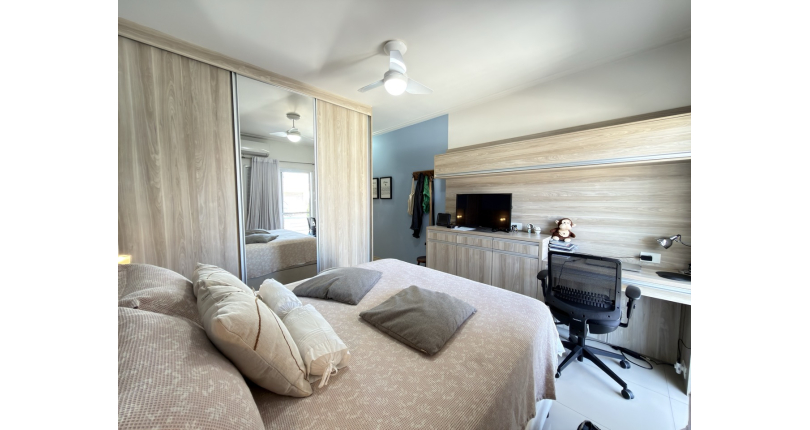 Sobrado Semi-Novo à venda no Parque São Domingos na Rua Homero Sales,