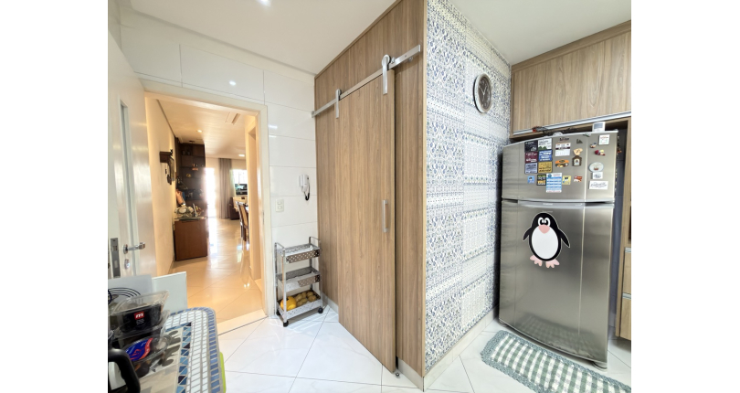 Sobrado Semi-Novo à venda no Parque São Domingos na Rua Homero Sales,