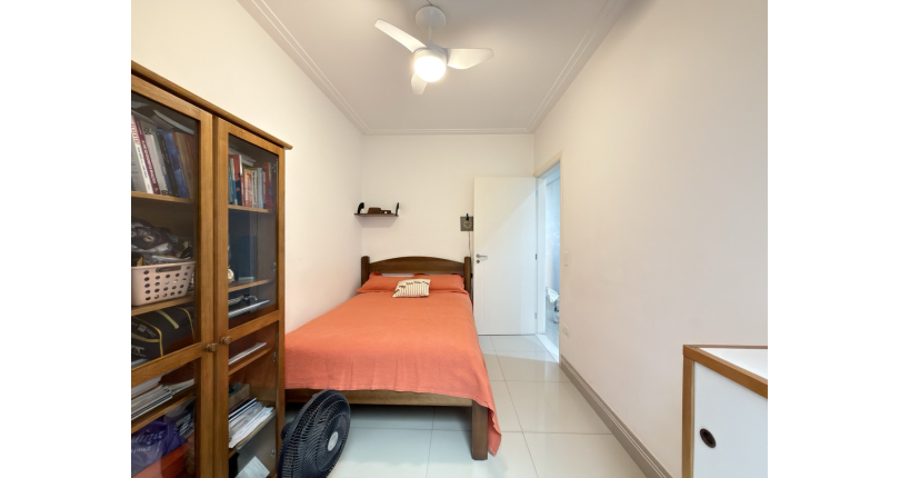 Sobrado Semi-Novo à venda no Parque São Domingos na Rua Homero Sales,