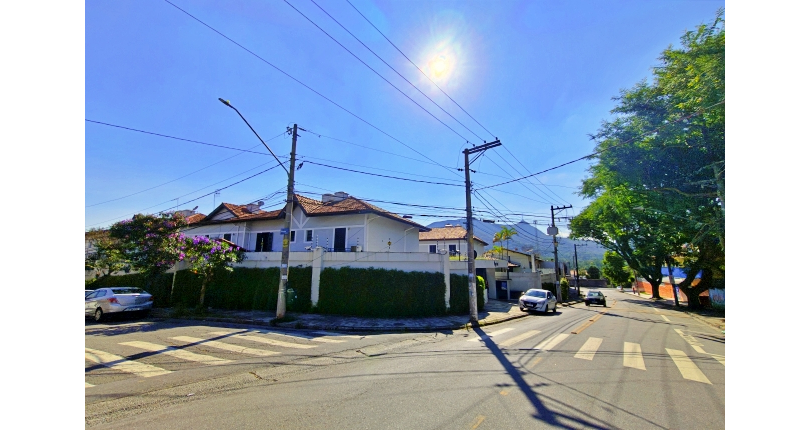  Sobrado à venda no Bairro do Conjunto Residencial Vista Verde na Rua Desembargador Joaquim Bandeira de Melo 657