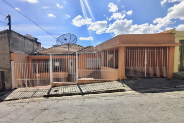 Casa Térrea à venda no Bairro da Vila Pereira Barreto na Rua Francisco de Abreu,