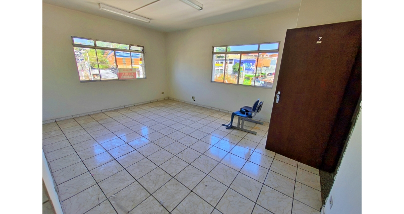  Imóvel Comercial à venda no Bairro da Vila Jaguara na Avenida Cândido Portinari