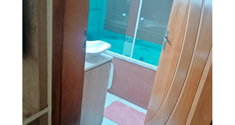 Sobrado à venda no Bairro da Vila Boaçava na Rua Jurubim,