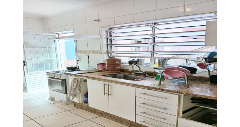 Sobrado à venda no Bairro da Vila Romana na Rua Coriolano