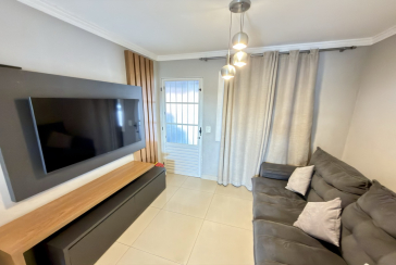  Sobrado à venda no Bairro do Jaraguá na Rua Professor Nobil Marcacini 39,