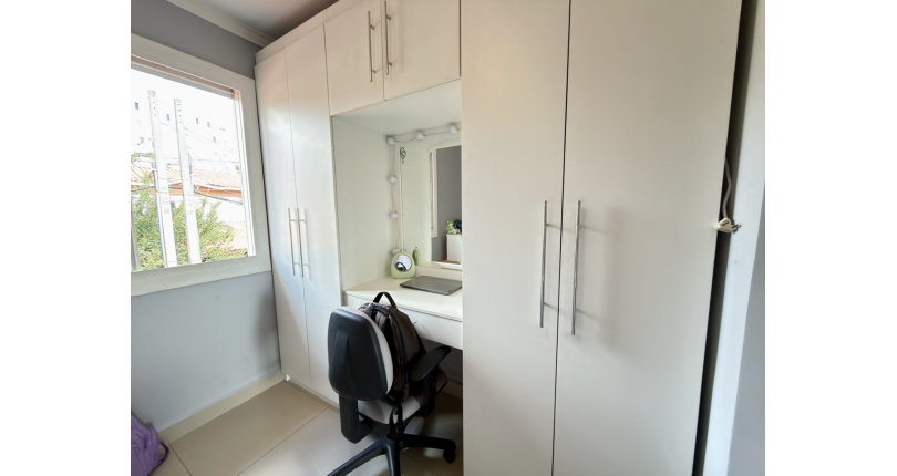  Sobrado à venda no Bairro do Jaraguá na Rua Professor Nobil Marcacini 39,