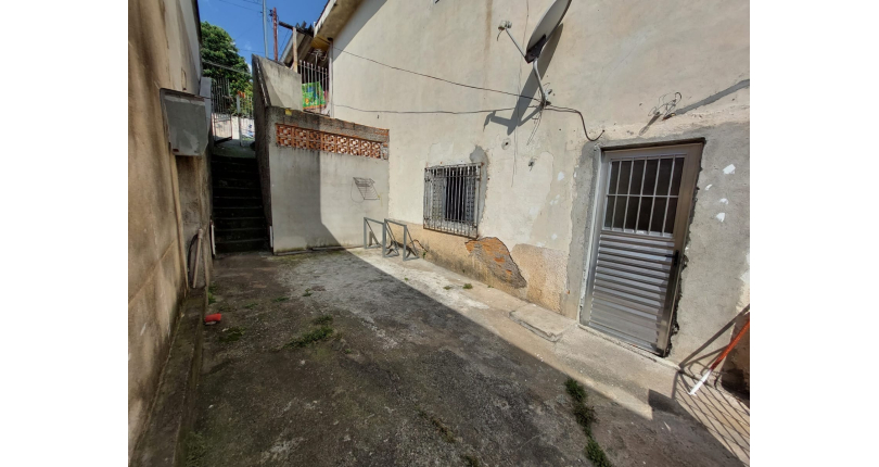 Casa à venda Rua Jerônimo Porto, Vila Guedes - Imóveis à Venda