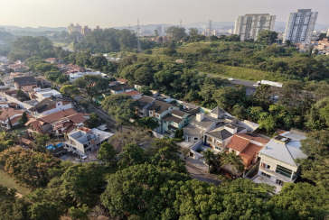 Sobrado à venda no Bairro do City América na Rua Icádio