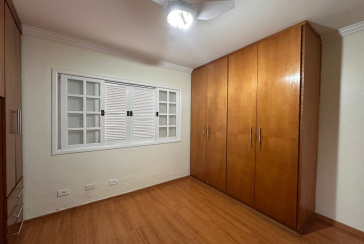  Casa Térrea à venda no Bairro do Parque São Domingos na Rua José Amaro Peçanha,