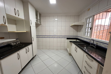  Casa Térrea à venda no Bairro do Parque São Domingos na Rua José Amaro Peçanha,