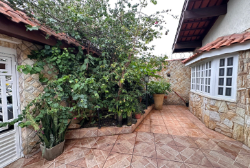  Casa Térrea à venda no Bairro do Parque São Domingos na Rua José Amaro Peçanha,