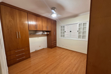  Casa Térrea à venda no Bairro do Parque São Domingos na Rua José Amaro Peçanha,