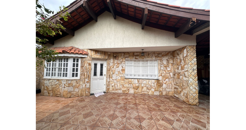  Casa Térrea à venda no Bairro do Parque São Domingos na Rua José Amaro Peçanha,