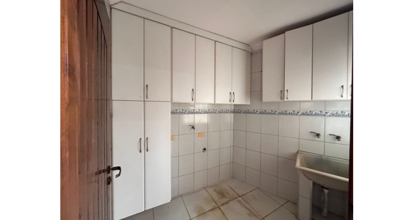  Casa Térrea à venda no Bairro do Parque São Domingos na Rua José Amaro Peçanha,