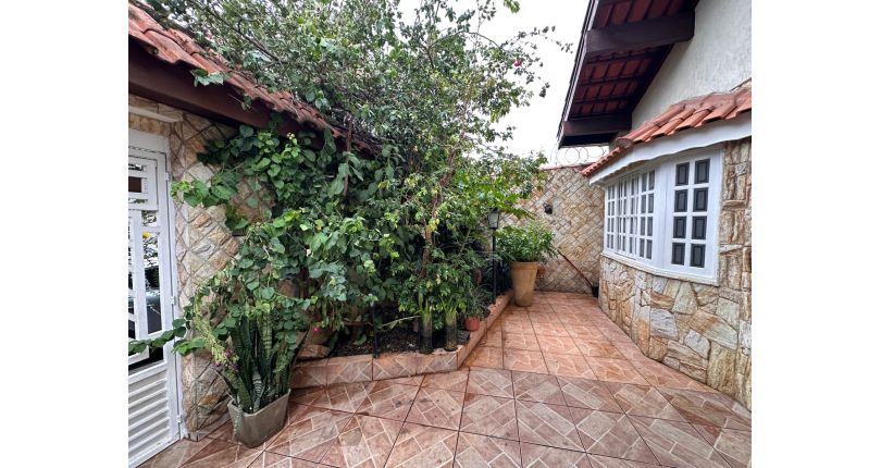  Casa Térrea à venda no Bairro do Parque São Domingos na Rua José Amaro Peçanha,