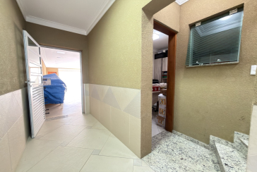 Sobrado à venda no Bairro do Jardim Líbano na Rua Leonardo Lerner