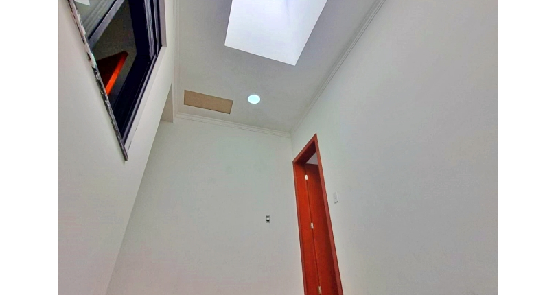 Sobrado novo à venda no Bairro da Vila Catupia na Rua Tapendi 192