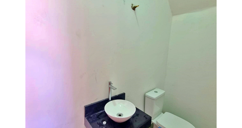Sobrado novo à venda no Bairro da Vila Catupia na Rua Tapendi 192