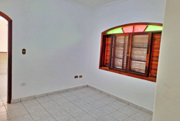 Casa à venda na Praia Grande no Bairro Balneário de Maracanã na Rua Raja Atique