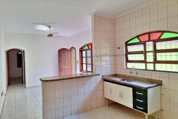 Casa à venda na Praia Grande no Bairro Balneário de Maracanã na Rua Raja Atique