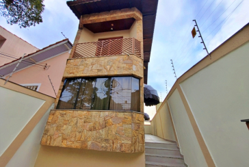 Sobrado à venda no Bairro do Jardim Felicidade (Zona Oeste) na Rua Rosálio José da Conceição 