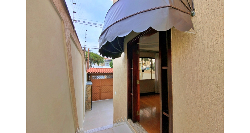 Sobrado à venda no Bairro do Jardim Felicidade (Zona Oeste) na Rua Rosálio José da Conceição 