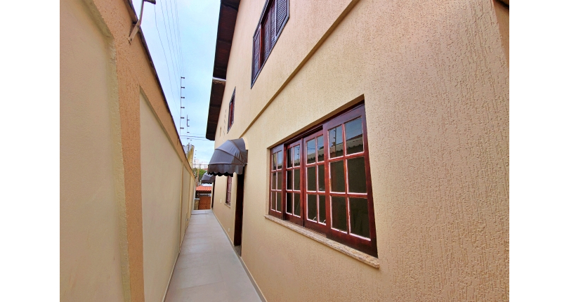 Sobrado à venda no Bairro do Jardim Felicidade (Zona Oeste) na Rua Rosálio José da Conceição 