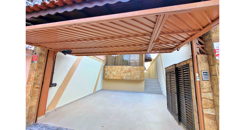 Sobrado à venda no Bairro do Jardim Felicidade (Zona Oeste) na Rua Rosálio José da Conceição 