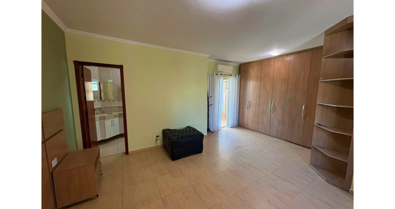  Sobrado à venda no Bairro do Jardim Felicidade (Zona Oeste) na Rua Rosálio José da Conceição