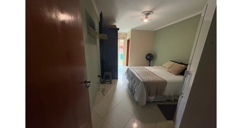Sobrado à venda no Bairro da Vila Palmeiras na Rua Utupeva, 