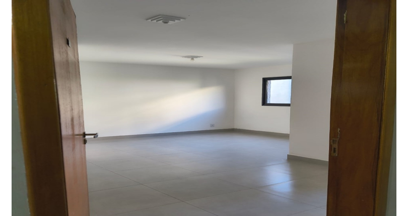 Apartamento à venda Rua Francisco Ursaia, 77, Jardim Regina - Imóveis à Venda