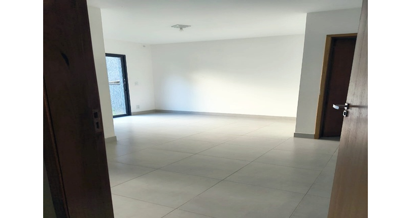 Apartamento novo à venda no Bairro do Jardim Regina na Rua Francisco Ursaia 77