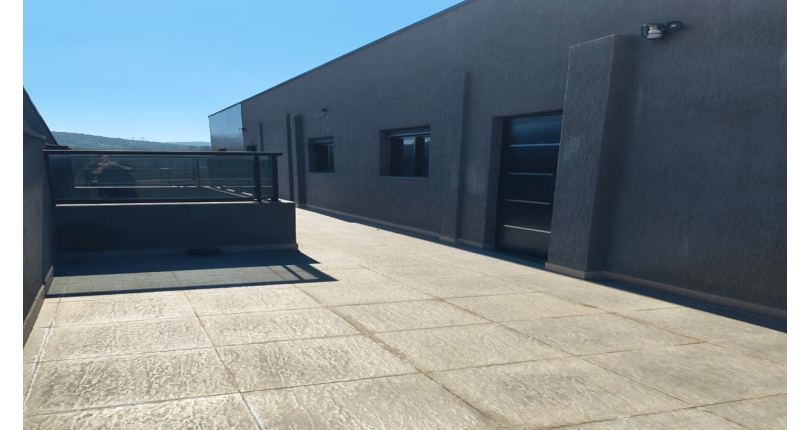 Apartamento à venda Rua Francisco Ursaia, 77, Jardim Regina - Imóveis à Venda