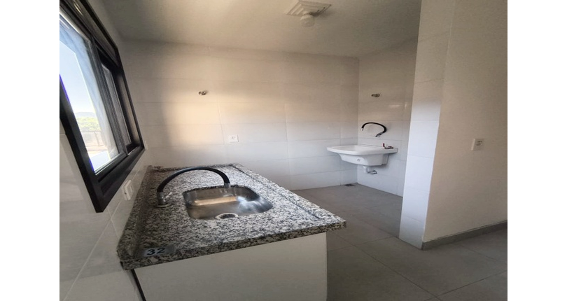  Apartamento novo à venda no Bairro do Jardim Regina na Rua Francisco Ursaia 77
