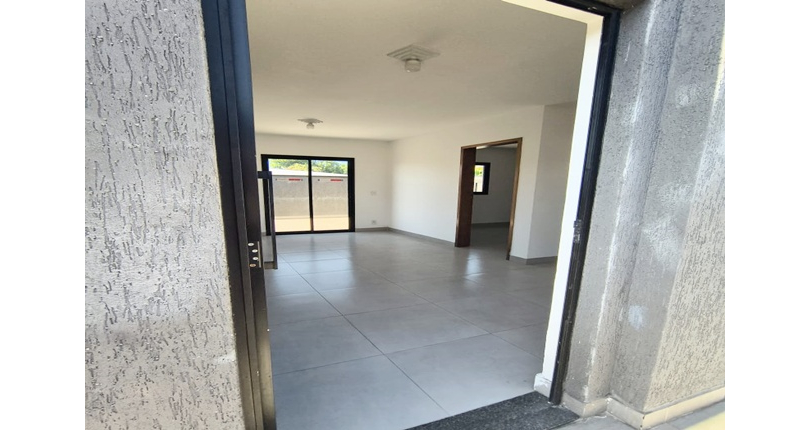 Apartamento novo à venda no Bairro do Jardim Regina na Rua Francisco Ursaia 77