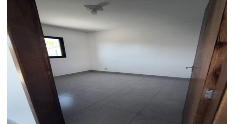 Apartamento à venda Rua Francisco Ursaia, 77, Jardim Regina - Imóveis à Venda