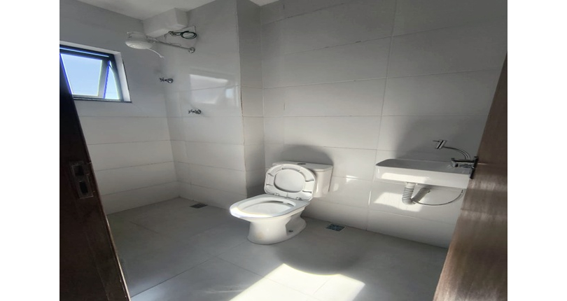  Apartamento à venda no Bairro do Jardim Regina na Rua Francisco Ursaia 77