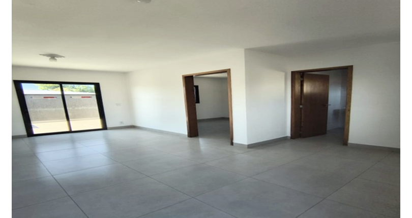 Apartamento à venda Rua Francisco Ursaia, 77, Jardim Regina - Imóveis à Venda