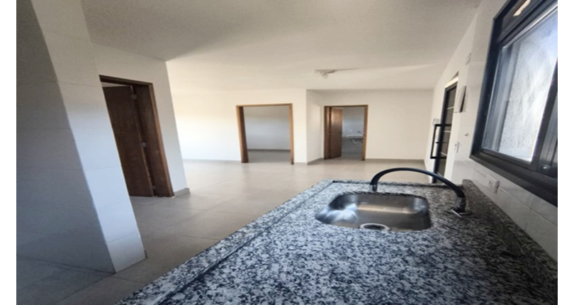 Apartamento à venda Rua Francisco Ursaia, 77, Jardim Regina - Imóveis à Venda