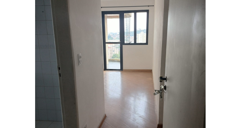 Apartamento à venda no Bairro da Vila Mangalot na Rua José Ataliba Ortiz 997