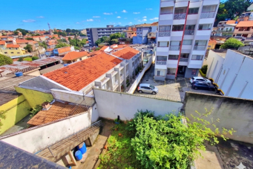 Casa assobradada à venda na Vila Pirituba na Rua Carlos Malheiro Dias