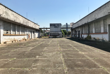 Terreno à venda no Bairro do Parque São Domingos na Avenida Manoel Monteiro de Araújo