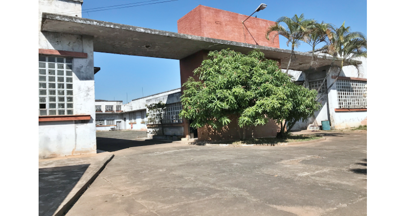 Terreno à venda no Bairro do Parque São Domingos na Avenida Manoel Monteiro de Araújo
