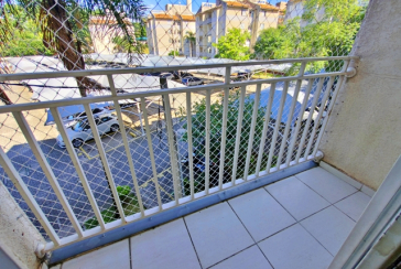 Apartamento à venda no Bairro da Vila Jaraguá na Rua Miguel Petrilli 50